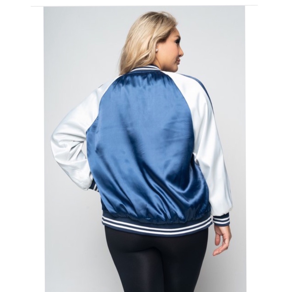 1X-3x Embroidered Silky Jacket - Picture 2 of 3